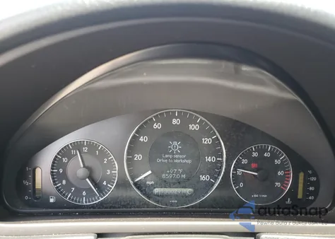 2005 Mercedes-Benz Clk 320 z USA, uszkodzony, nr VIN WDBTK65G75T054495